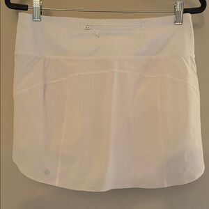 Athleta White Run With It Skort Size M Athletic Tennis Skirt